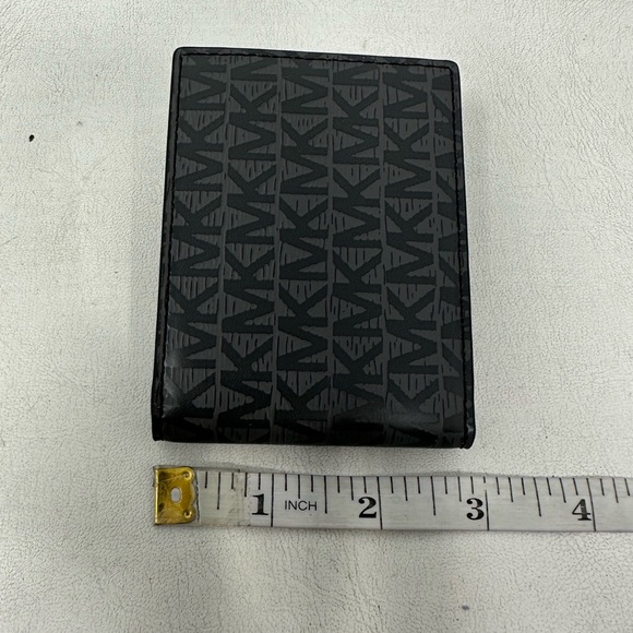 Michael Kors 3 in 1 Billfold Wallet & Passcase,Men's  Size OS - Black - Picture 7 of 10
